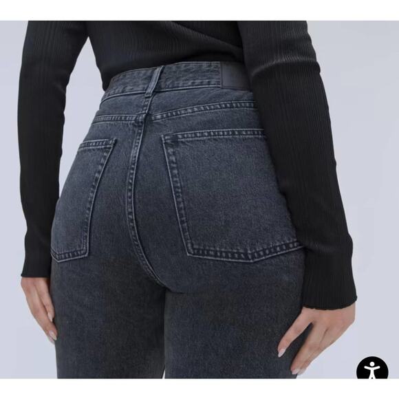 EVERLANE The Curvy 90’s Cheeky jean, washed black, 24 NWT - Picture 1 of 3